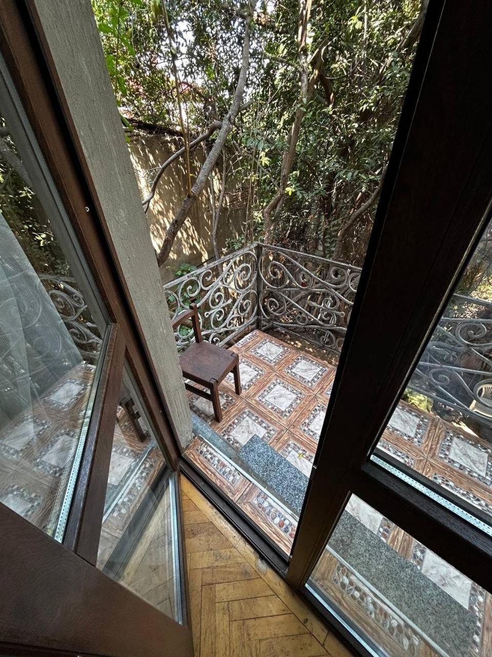 Duma Hotel Tbilisi Exterior foto