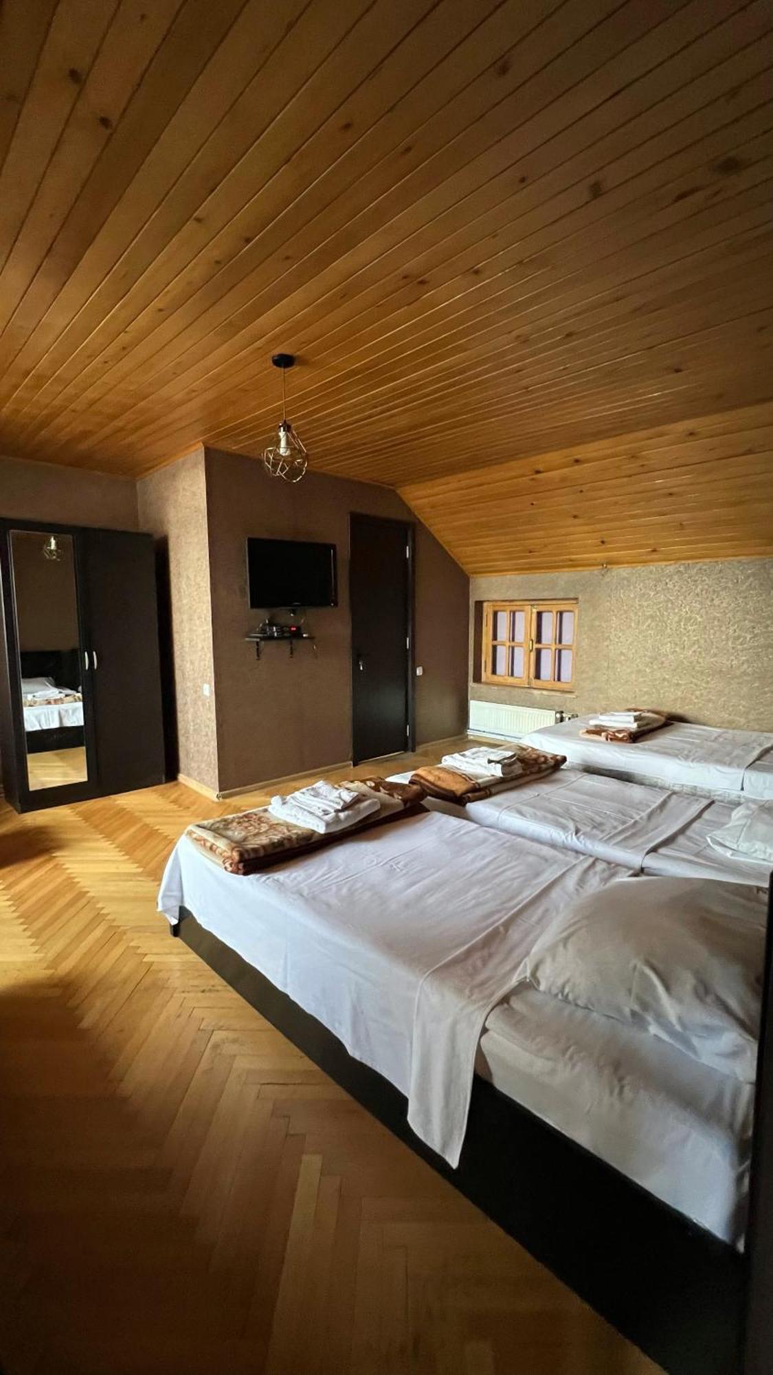 Duma Hotel Tbilisi Exterior foto